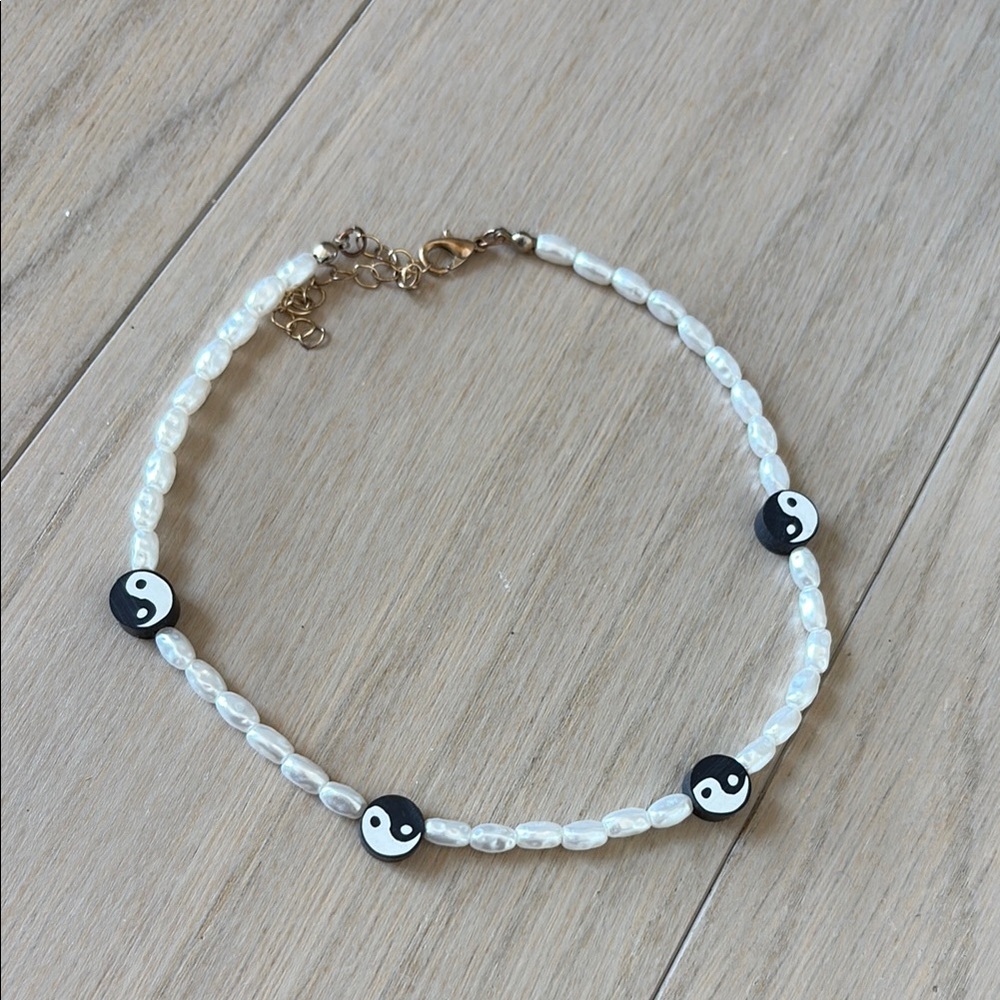 Adjustable Yin Yang Faux Pearl Beaded Necklace
